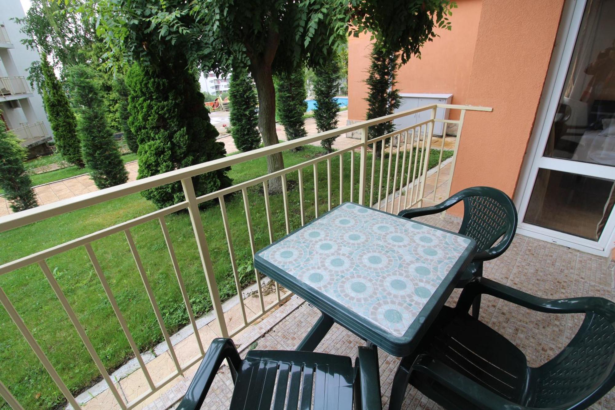 Fort Noks - Menada Apartments Sveti Vlas Room photo