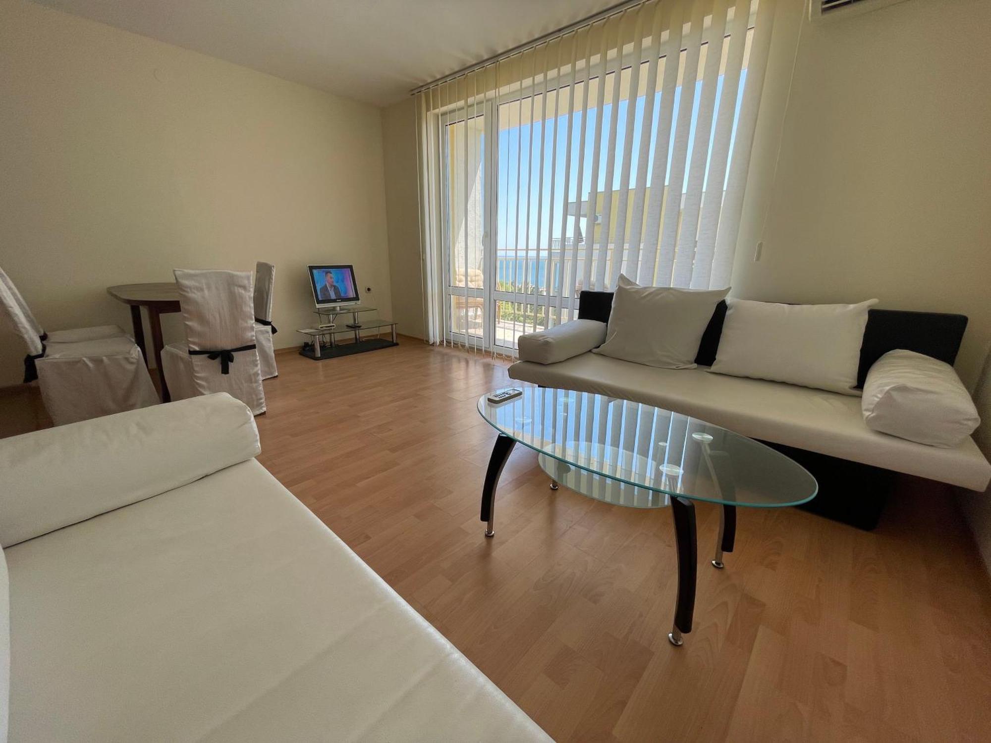 Fort Noks - Menada Apartments Sveti Vlas Room photo